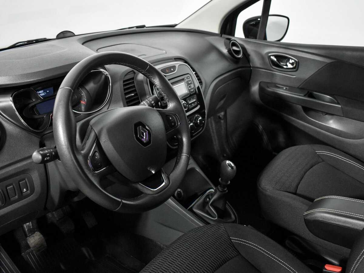 Renault Kaptur б/у, 2016, Механическая. Фото: #8