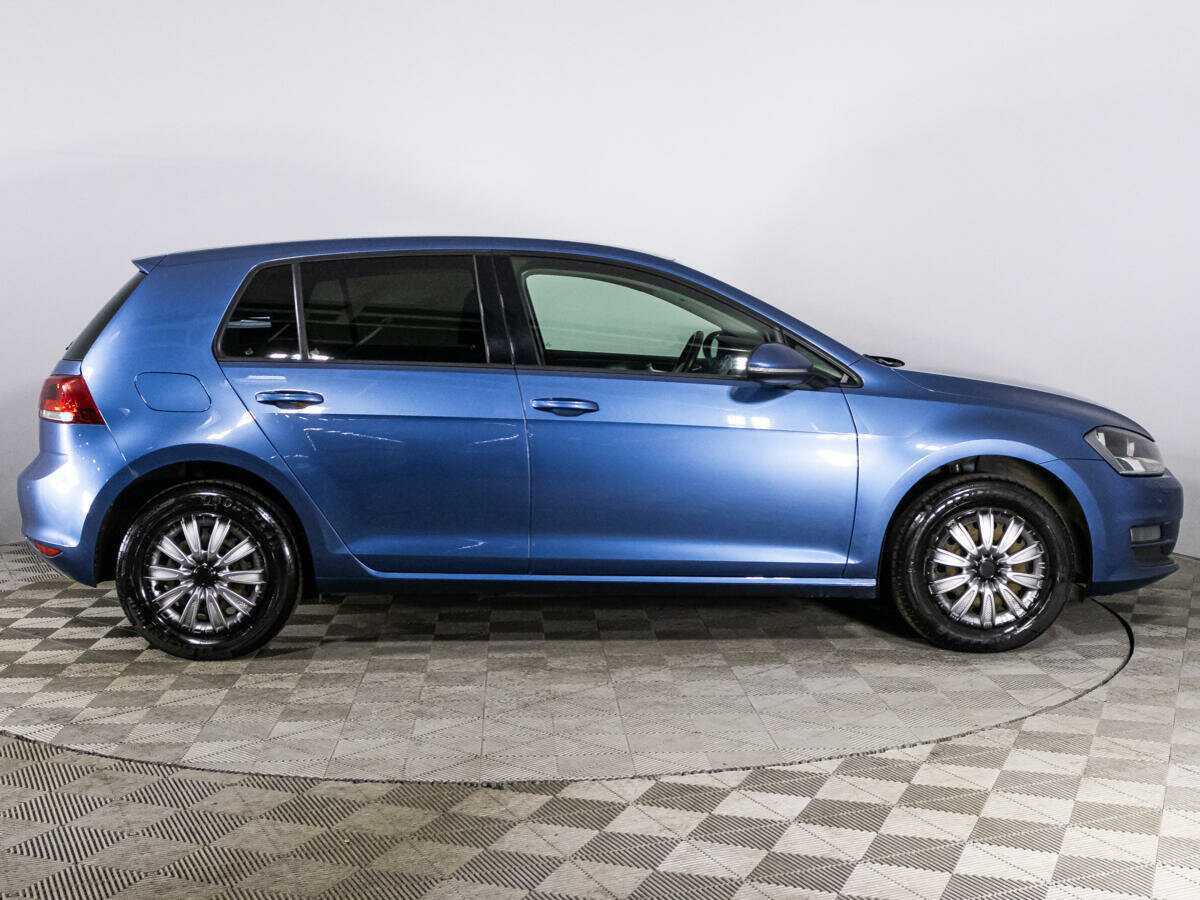 Volkswagen Golf б/у, 2013, Механическая. Фото: #3