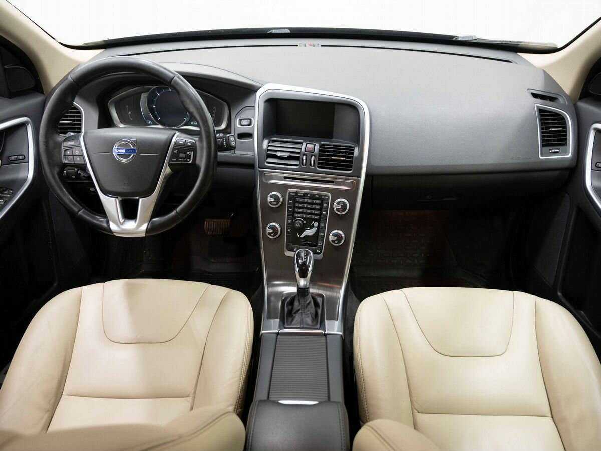Volvo XC60 б/у, 2014, Автоматическая. Фото: #12