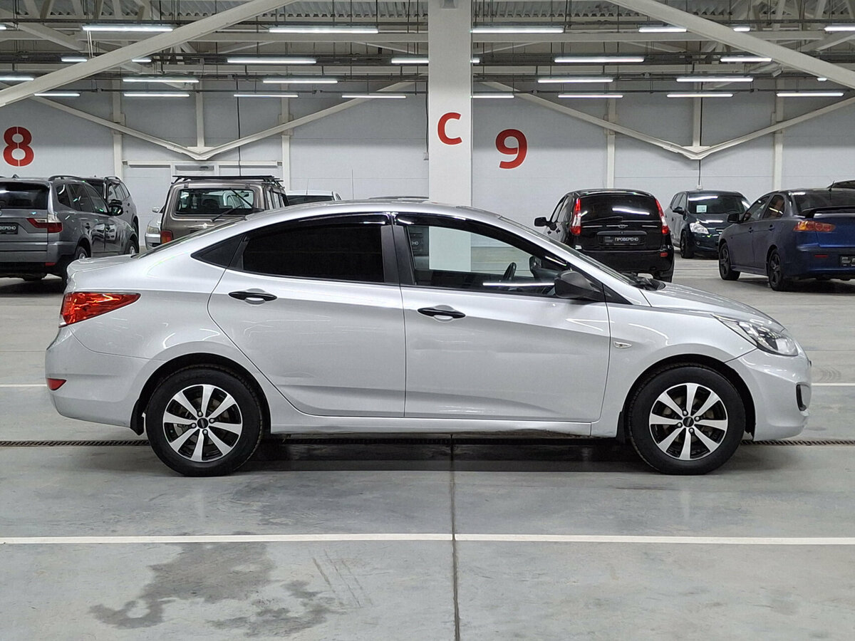 Hyundai Solaris б/у, 2014, Механическая. Фото: #3