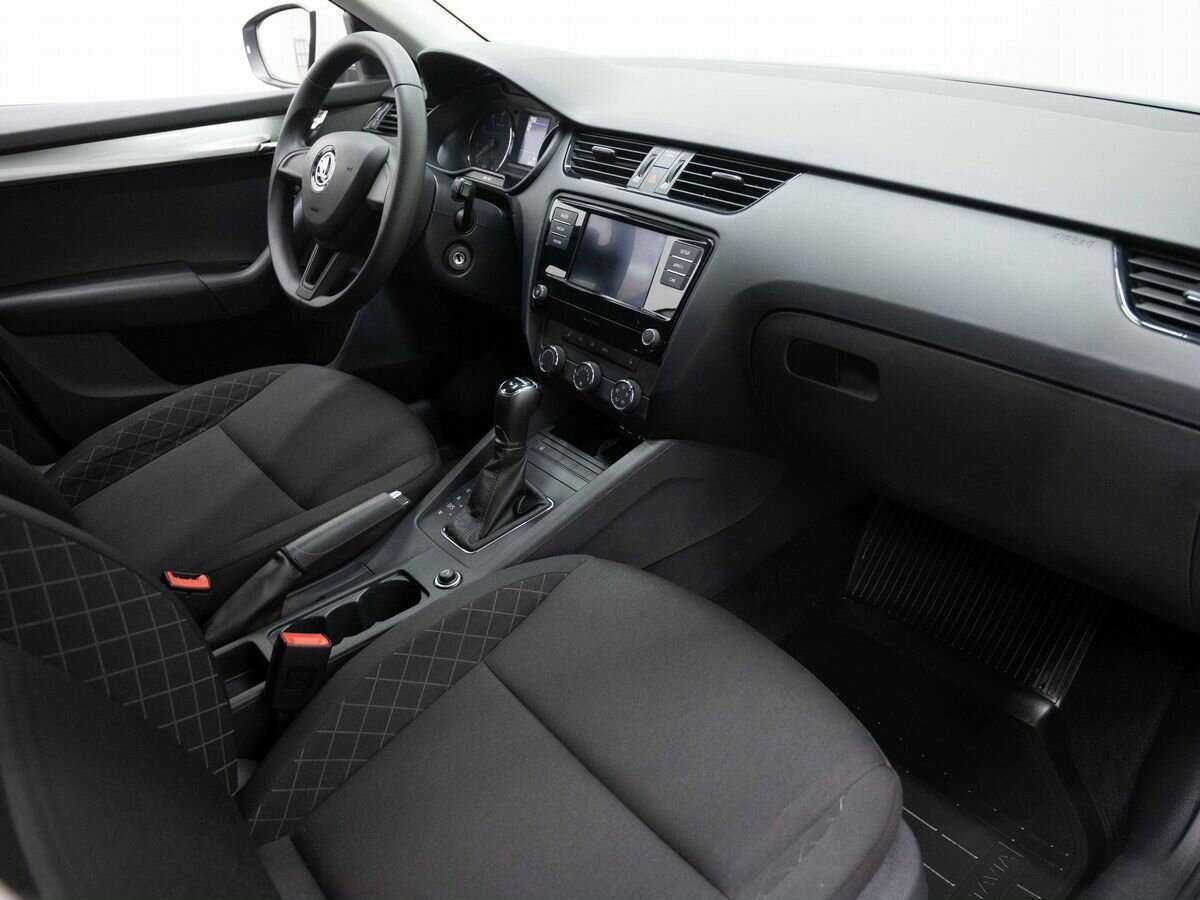 Skoda Octavia б/у, 2017, Автоматическая. Фото: #10