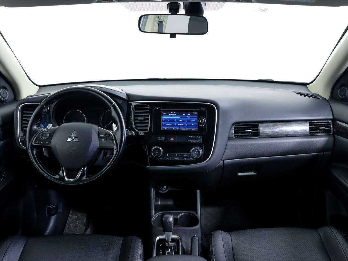 Mitsubishi Outlander б/у, 2015, Вариатор. Фото: #9