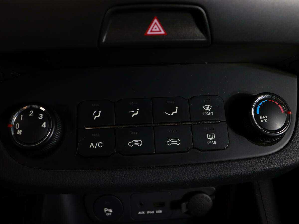 Kia Sportage б/у, 2013, Автоматическая. Фото: #16