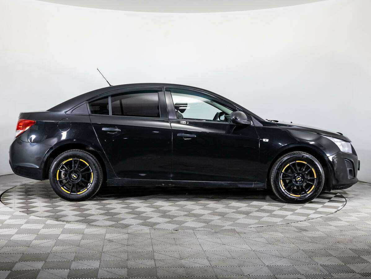 Chevrolet Cruze б/у, 2013, Механическая. Фото: #3