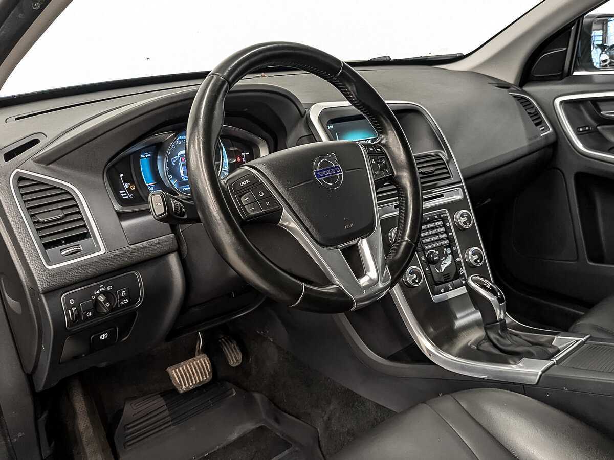 Volvo XC60 б/у, 2015, Автоматическая. Фото: #14