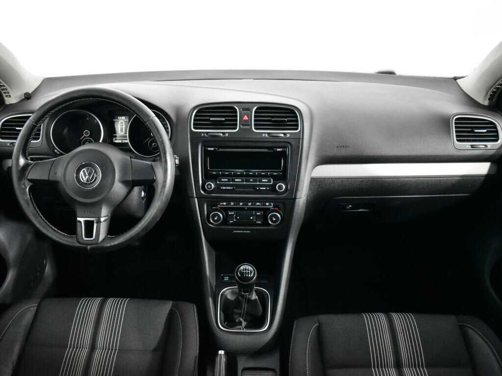 Volkswagen Golf б/у, 2012, Механическая. Фото: #11