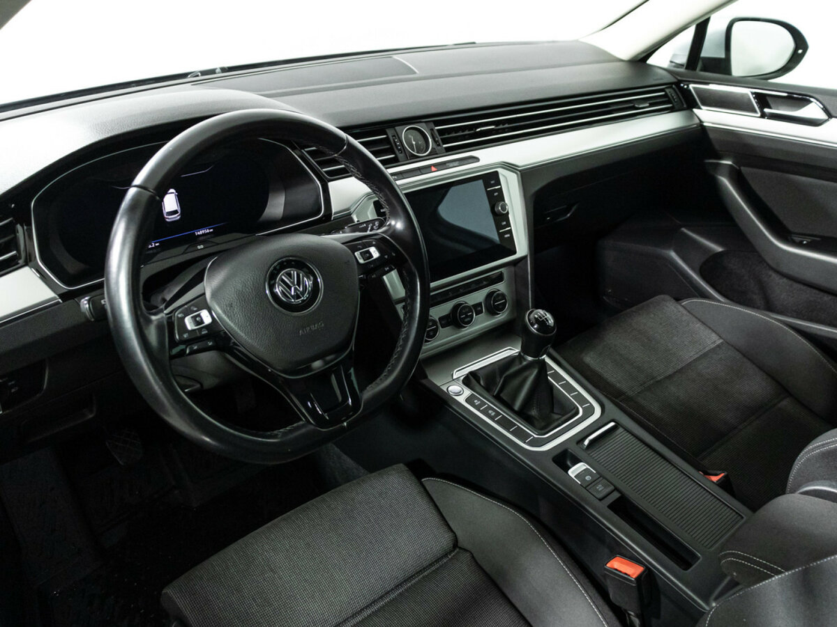 Volkswagen Passat б/у, 2017, Механическая. Фото: #10