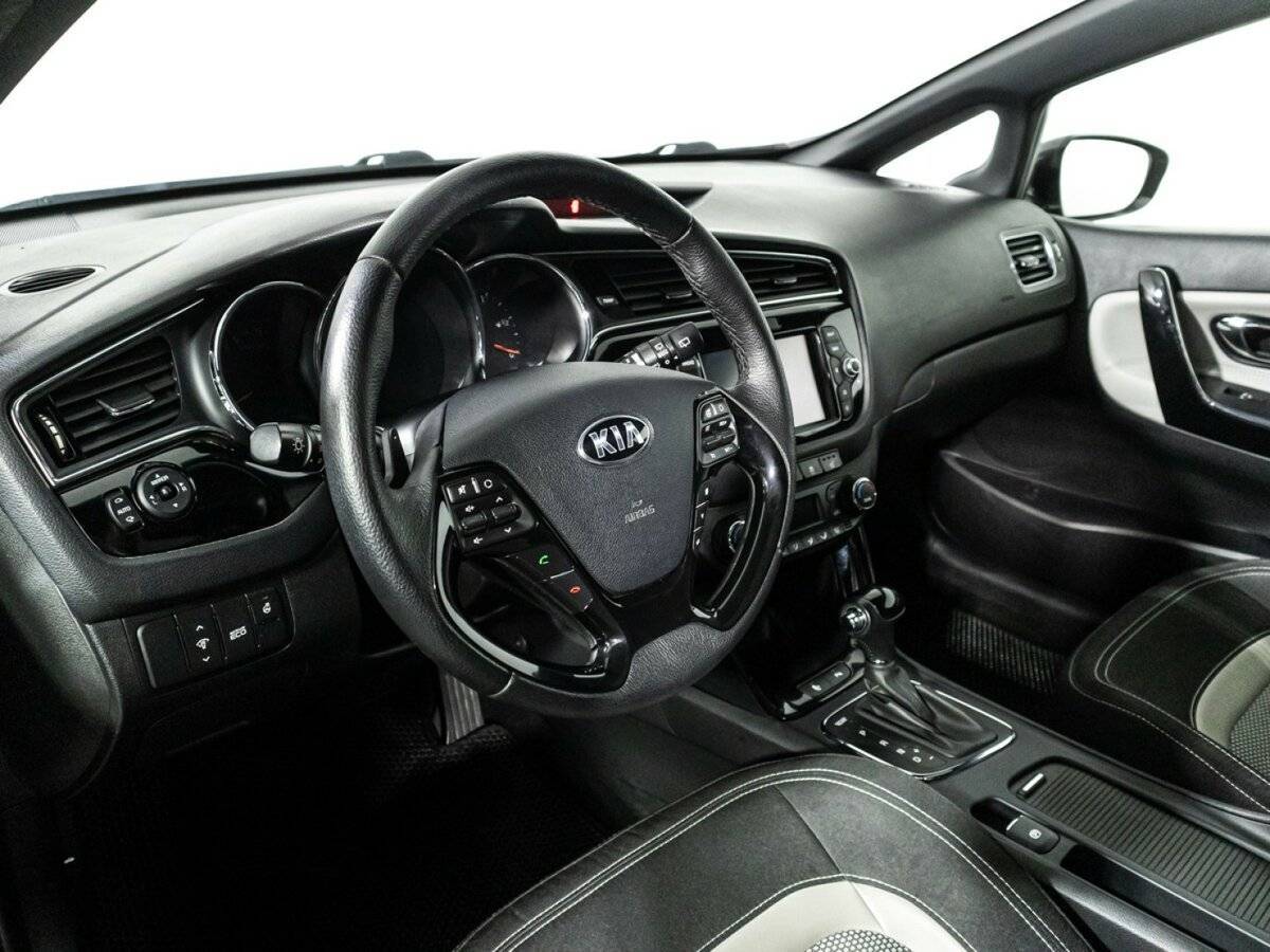Kia Ceed б/у, 2016, Роботизированная. Фото: #10