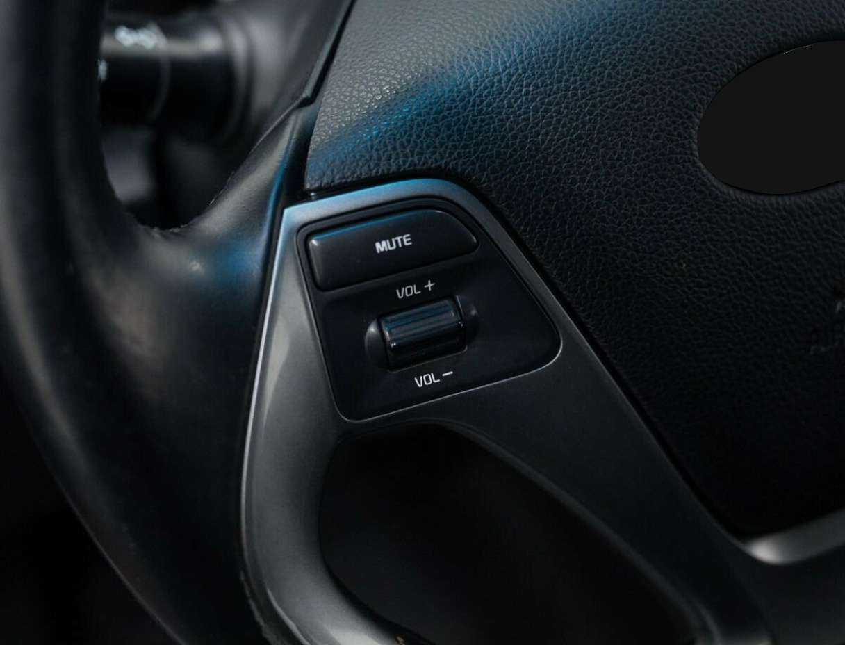 Kia Rio б/у, 2015, Автоматическая. Фото: #20