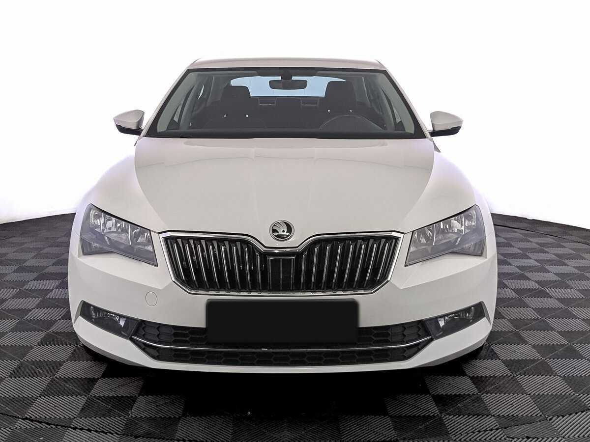 Skoda Superb б/у, 2018, Роботизированная. Фото: #1