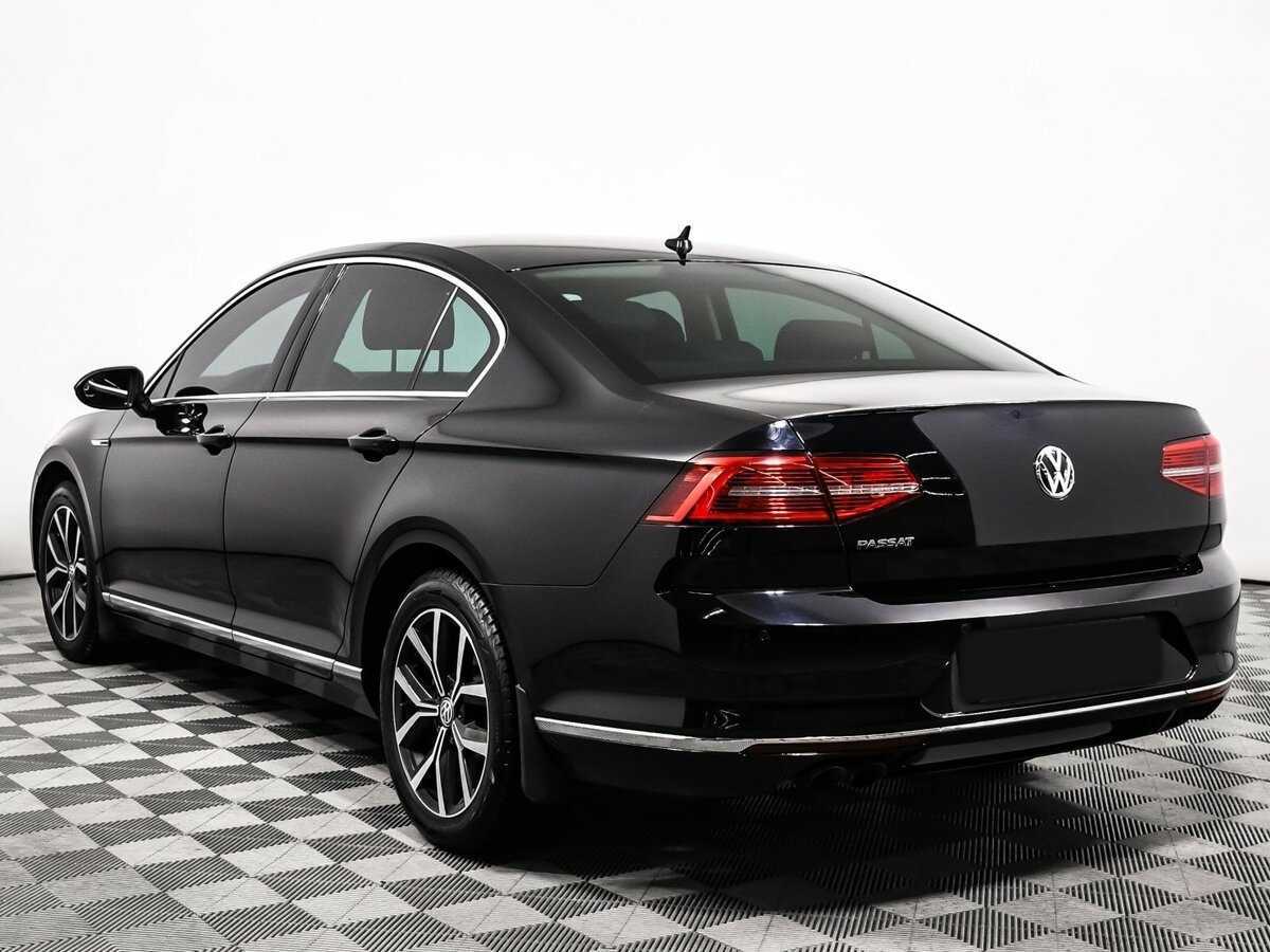 Volkswagen Passat б/у, 2018, Роботизированная. Фото: #6