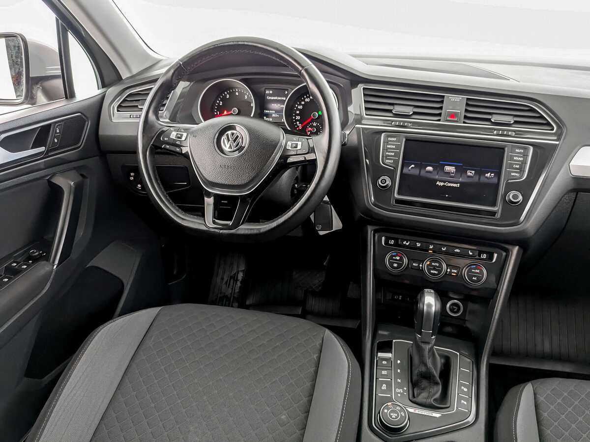 Volkswagen Tiguan б/у, 2017, Роботизированная. Фото: #21