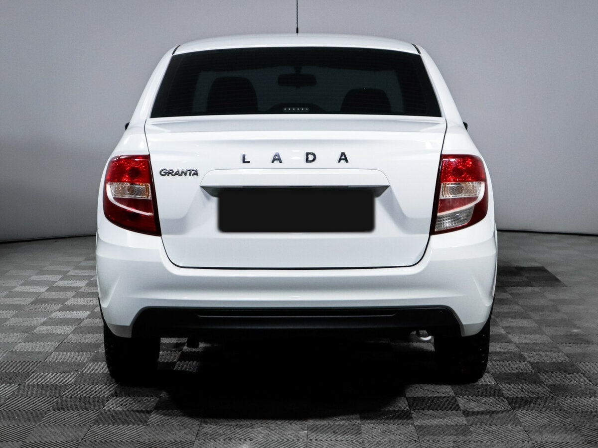 Lada (ВАЗ) Granta б/у, 2023, Механическая. Фото: #4