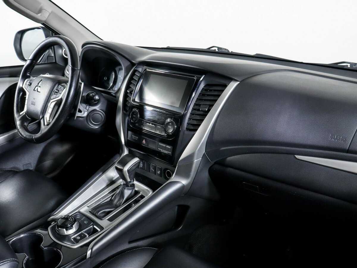 Mitsubishi Pajero Sport б/у, 2019, Автоматическая. Фото: #8