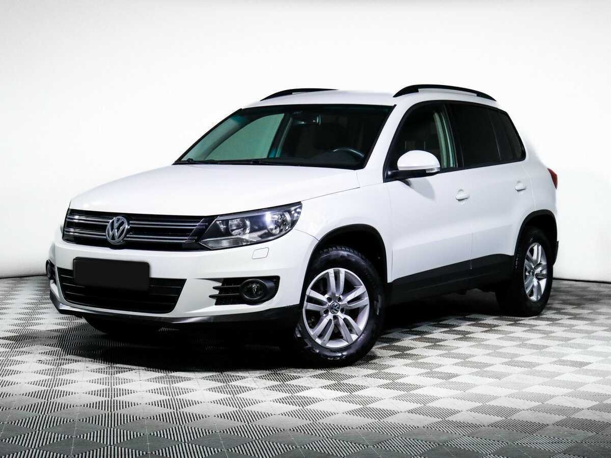 Volkswagen Tiguan б/у, 2015, Роботизированная. Посмотреть фото