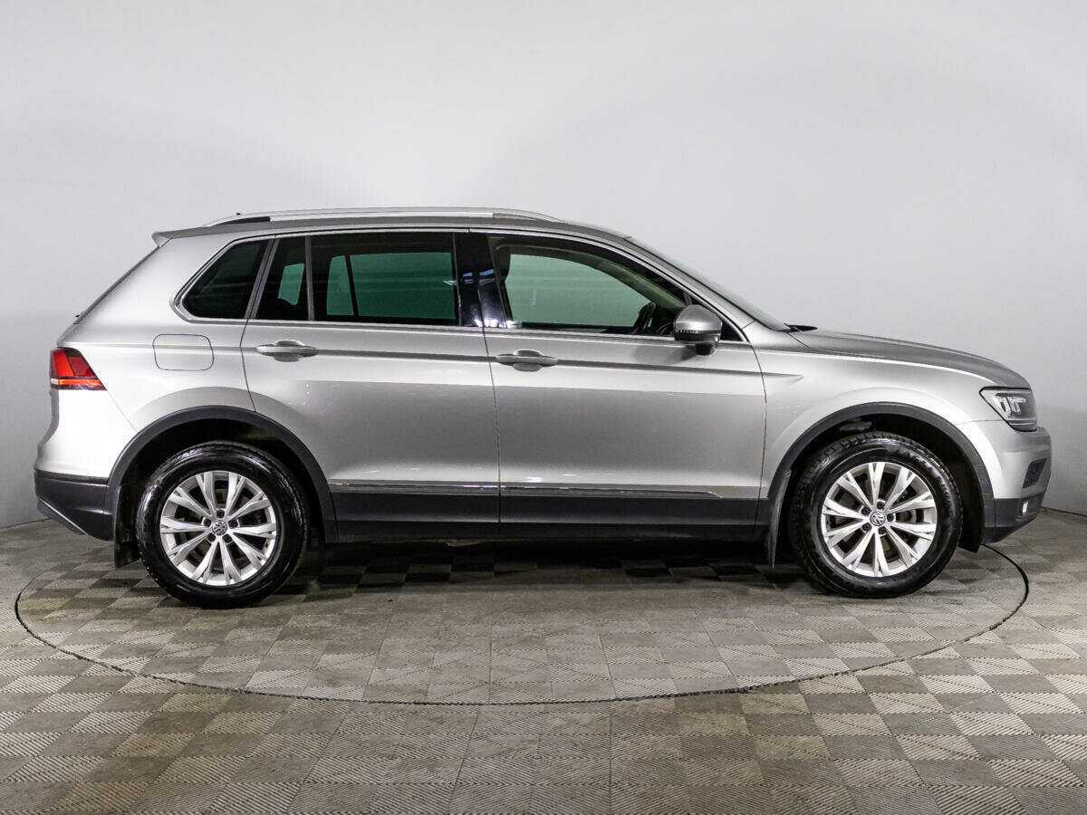 Volkswagen Tiguan б/у, 2018, Роботизированная. Фото: #3