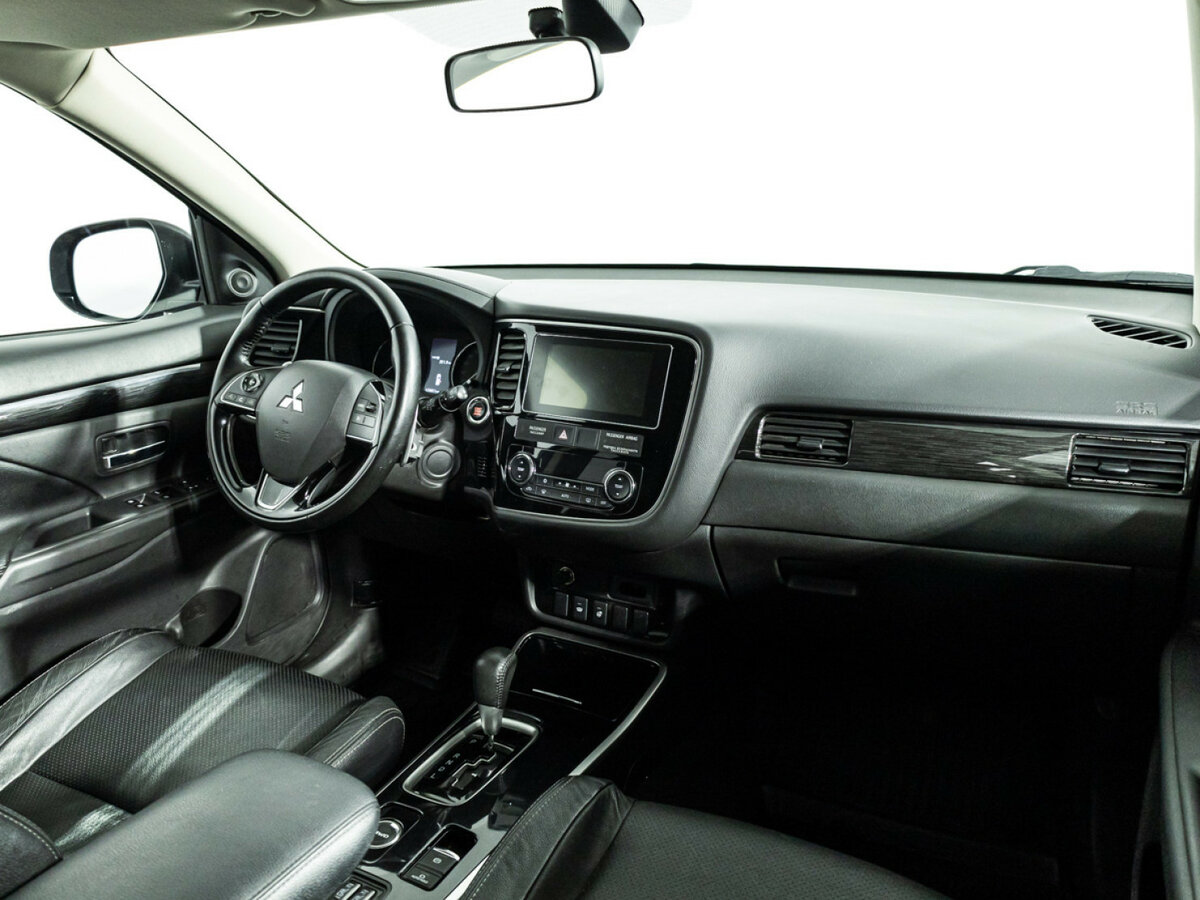 Mitsubishi Outlander б/у, 2017, Вариатор. Фото: #8