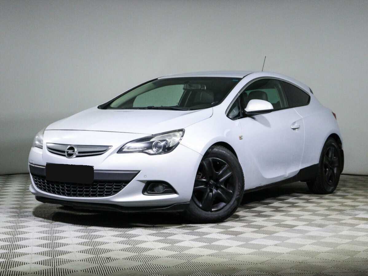 Opel Astra б/у, 2013, Механическая. Фото: #0