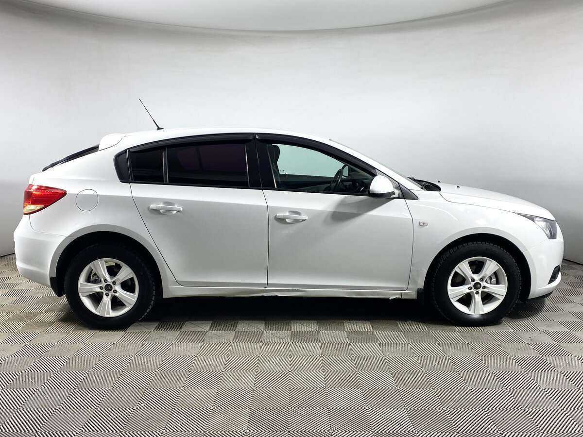Chevrolet Cruze б/у, 2012, Механическая. Фото: #2