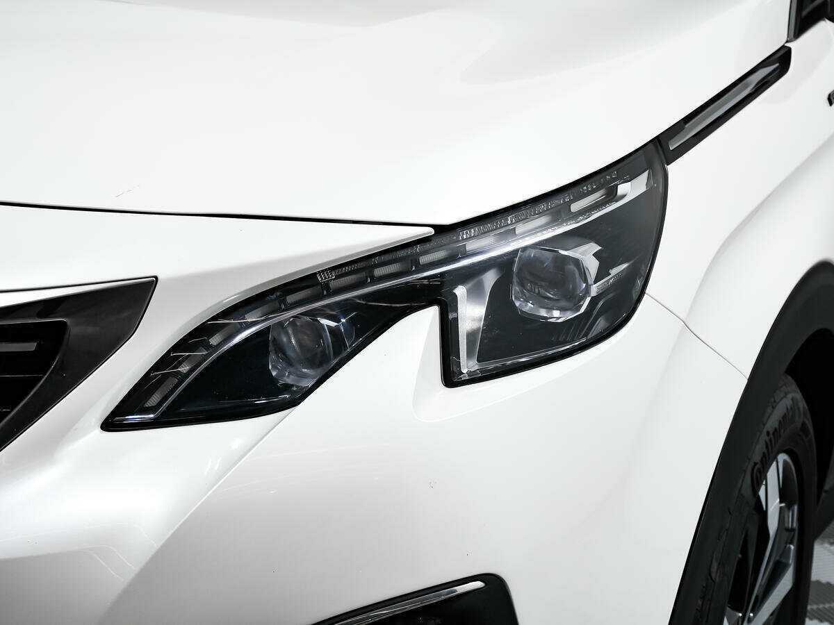 Peugeot 3008 б/у, 2017, Автоматическая. Фото: #13