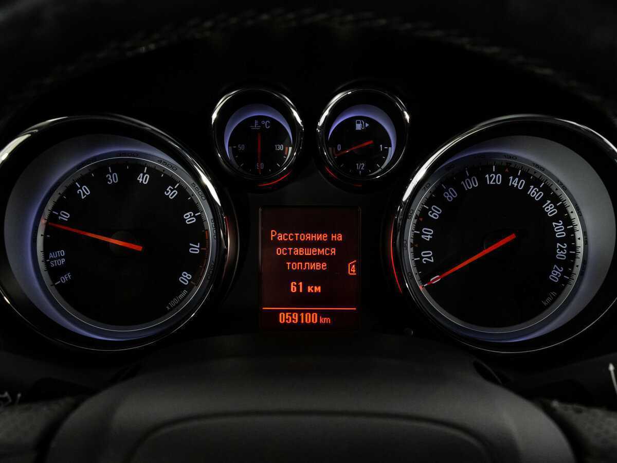 Opel Astra б/у, 2012, Механическая. Фото: #18