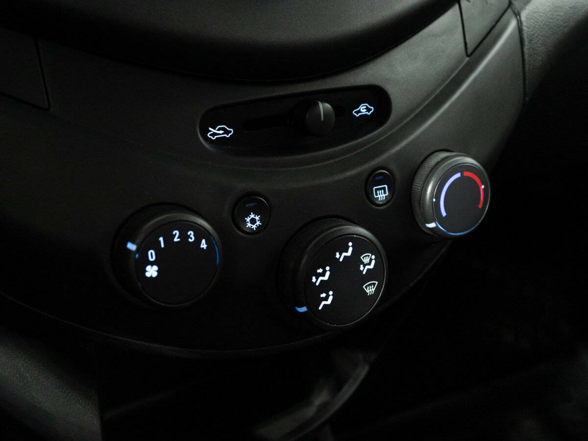 Chevrolet Spark б/у, 2012, Автоматическая. Фото: #13