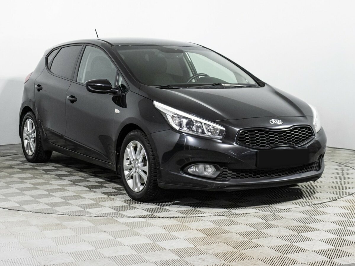 Kia Ceed б/у, 2013, Автоматическая. Фото: #2