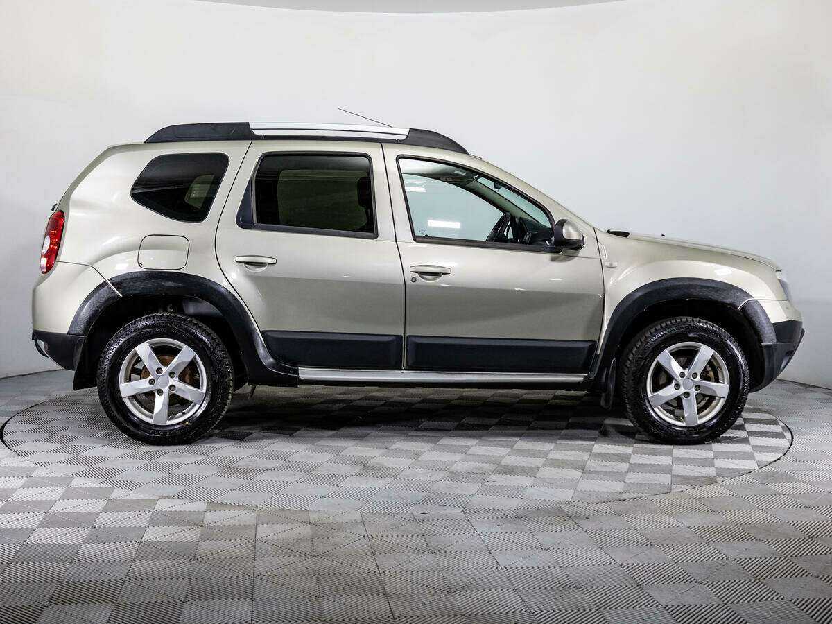 Renault Duster б/у, 2013, Механическая. Фото: #3