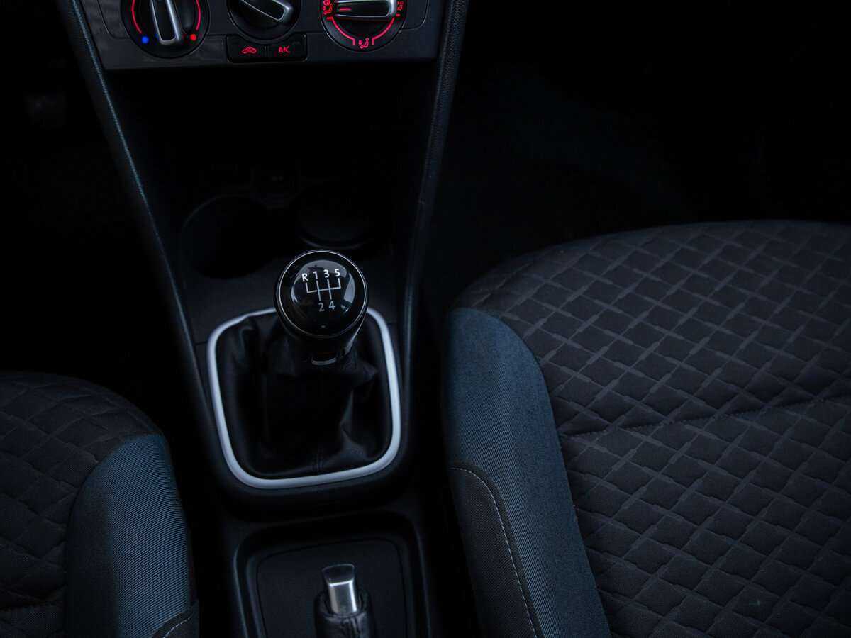 Volkswagen Polo б/у, 2019, Механическая. Фото: #18