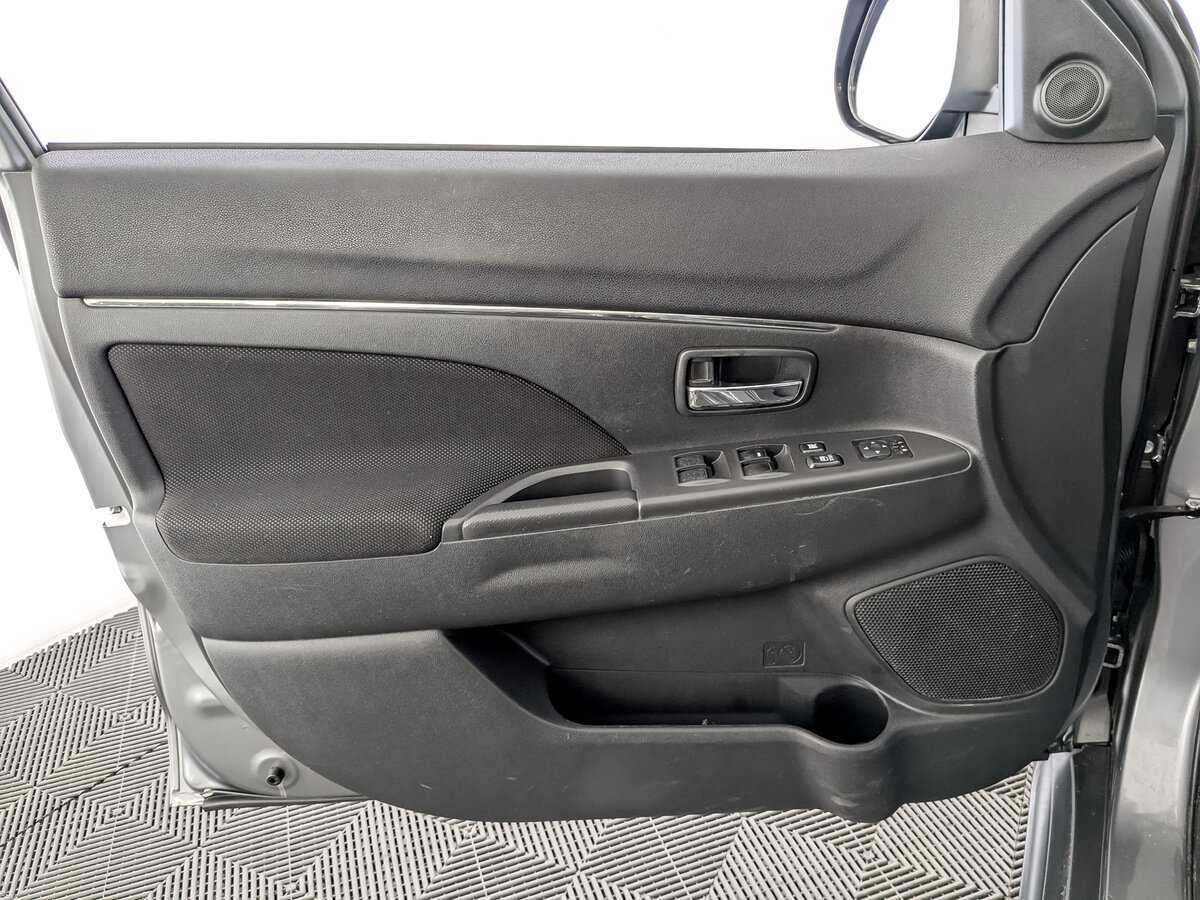 Peugeot 4008 б/у, 2014, Механическая. Фото: #18