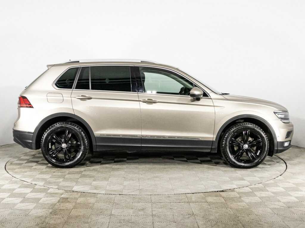 Volkswagen Tiguan б/у, 2018, Роботизированная. Фото: #3