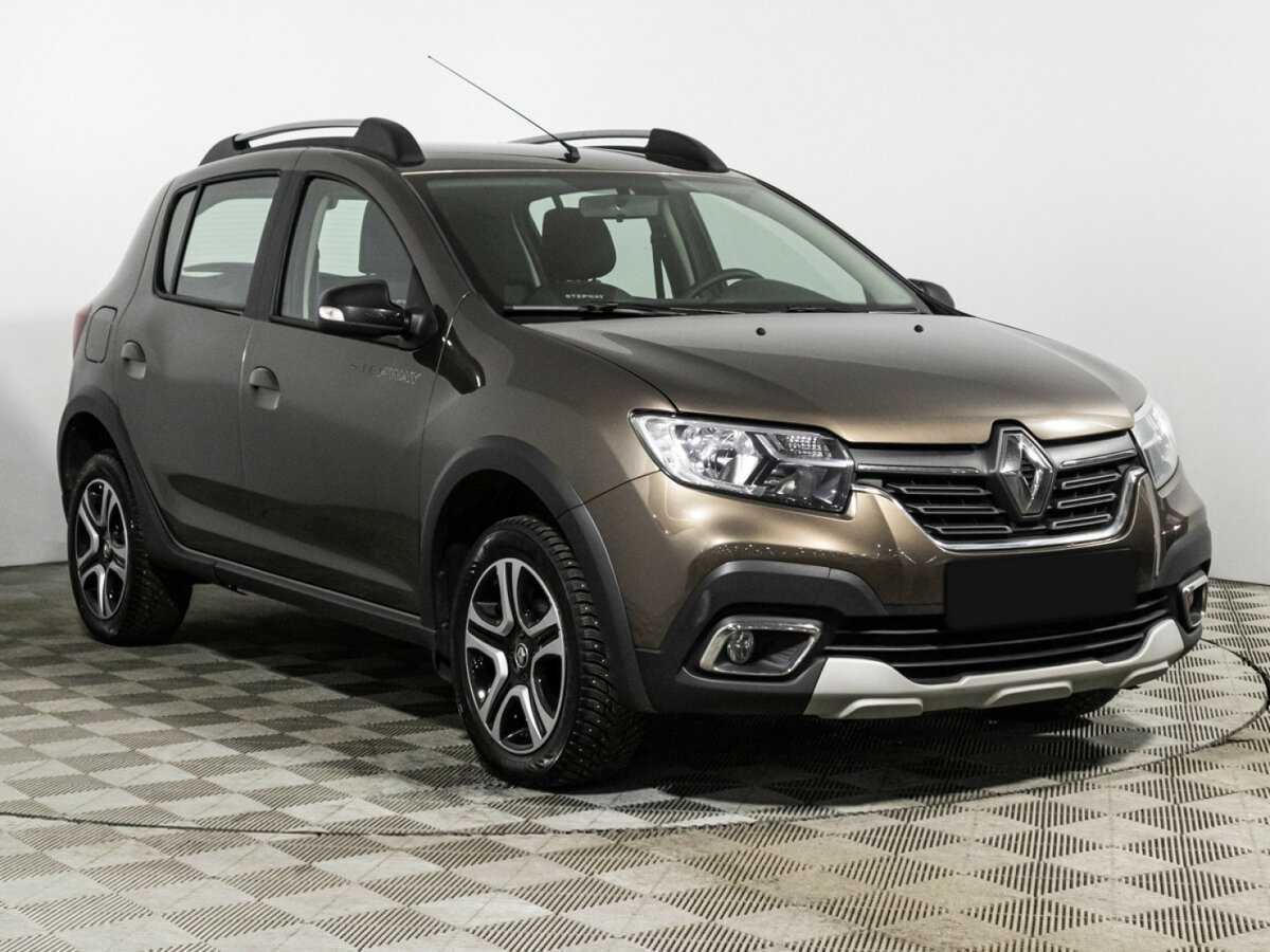 Renault Sandero б/у, 2022, Механическая. Фото: #2