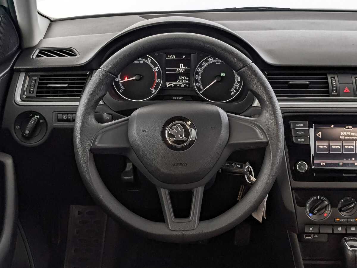 Skoda Rapid б/у, 2018, Автоматическая. Фото: #17
