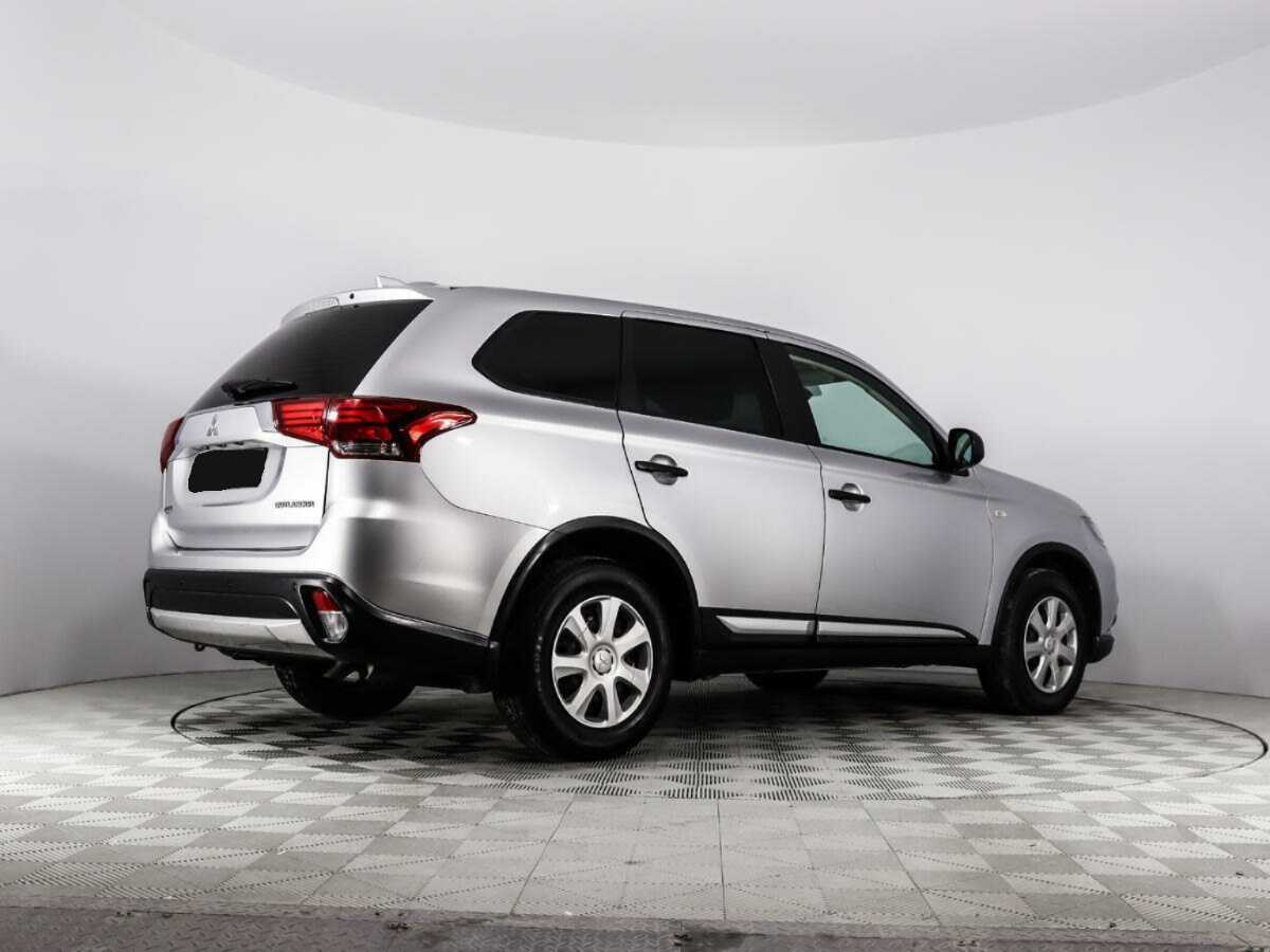 Mitsubishi Outlander б/у, 2018, Вариатор. Фото: #4