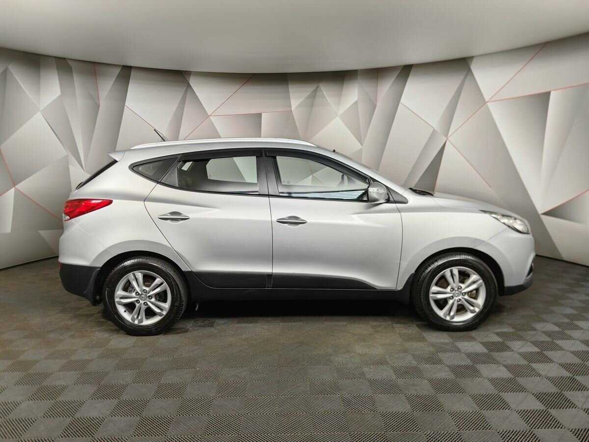 Hyundai ix35 б/у, 2012, Автоматическая. Фото: #5