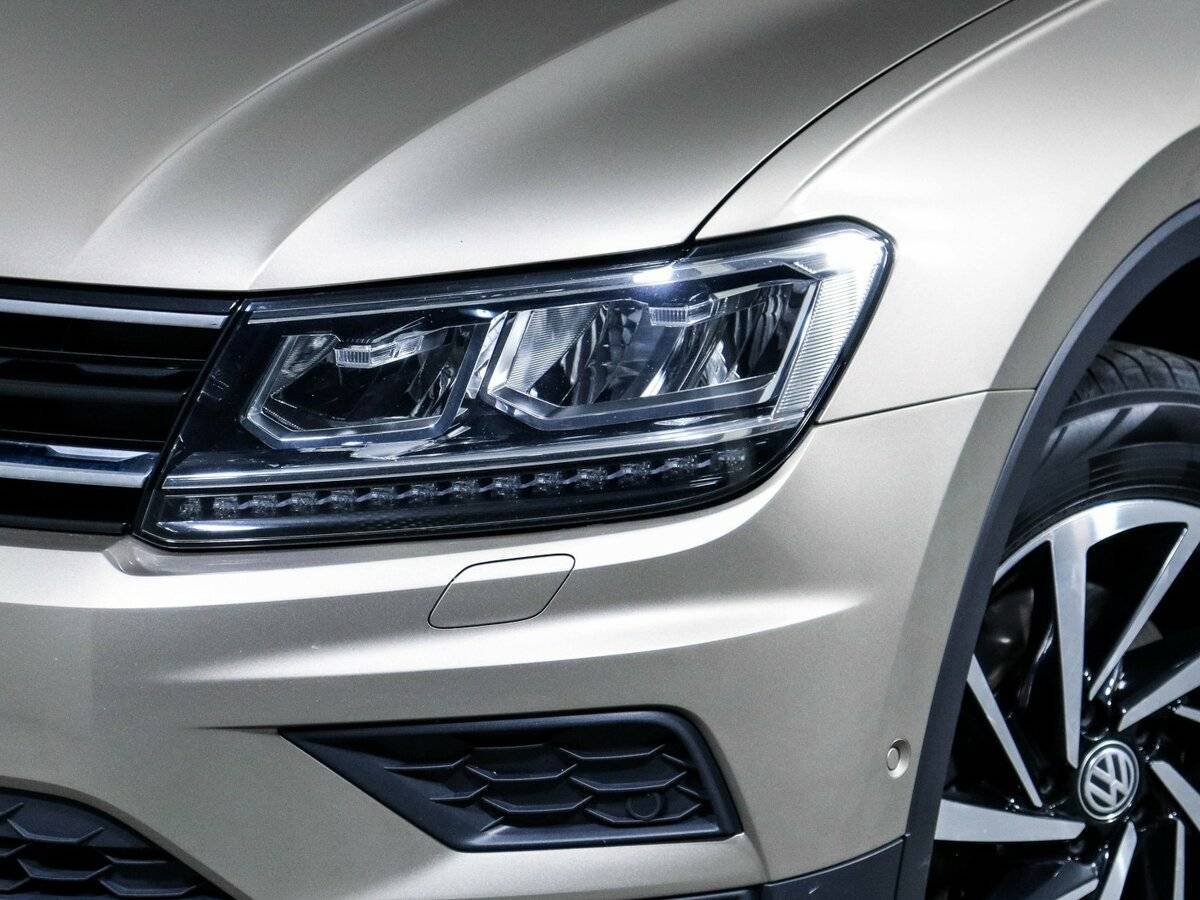 Volkswagen Tiguan б/у, 2018, Роботизированная. Фото: #11