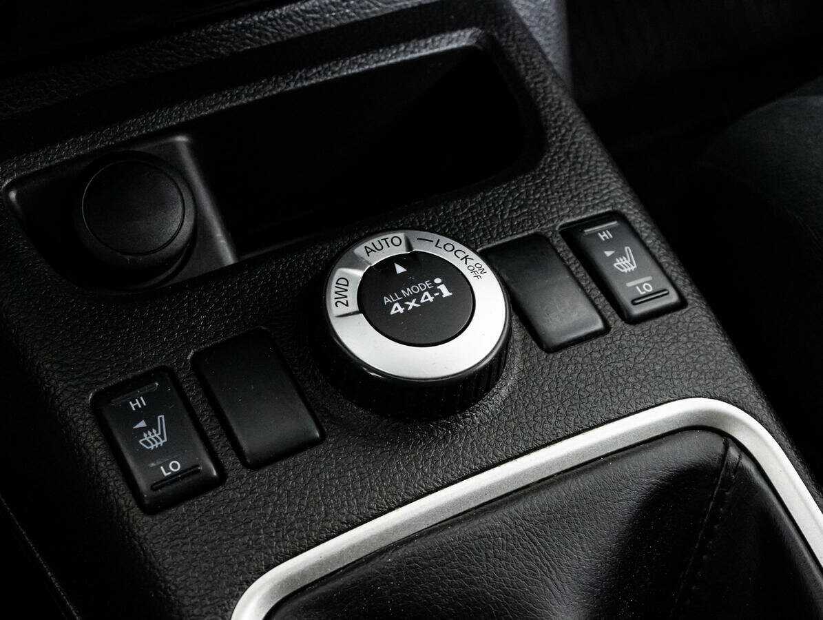 Nissan X-Trail б/у, 2014, Механическая. Фото: #14