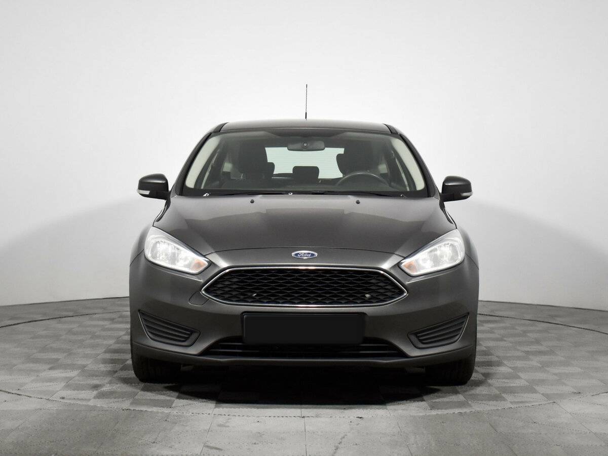 Ford Focus б/у, 2016, Механическая. Фото: #1