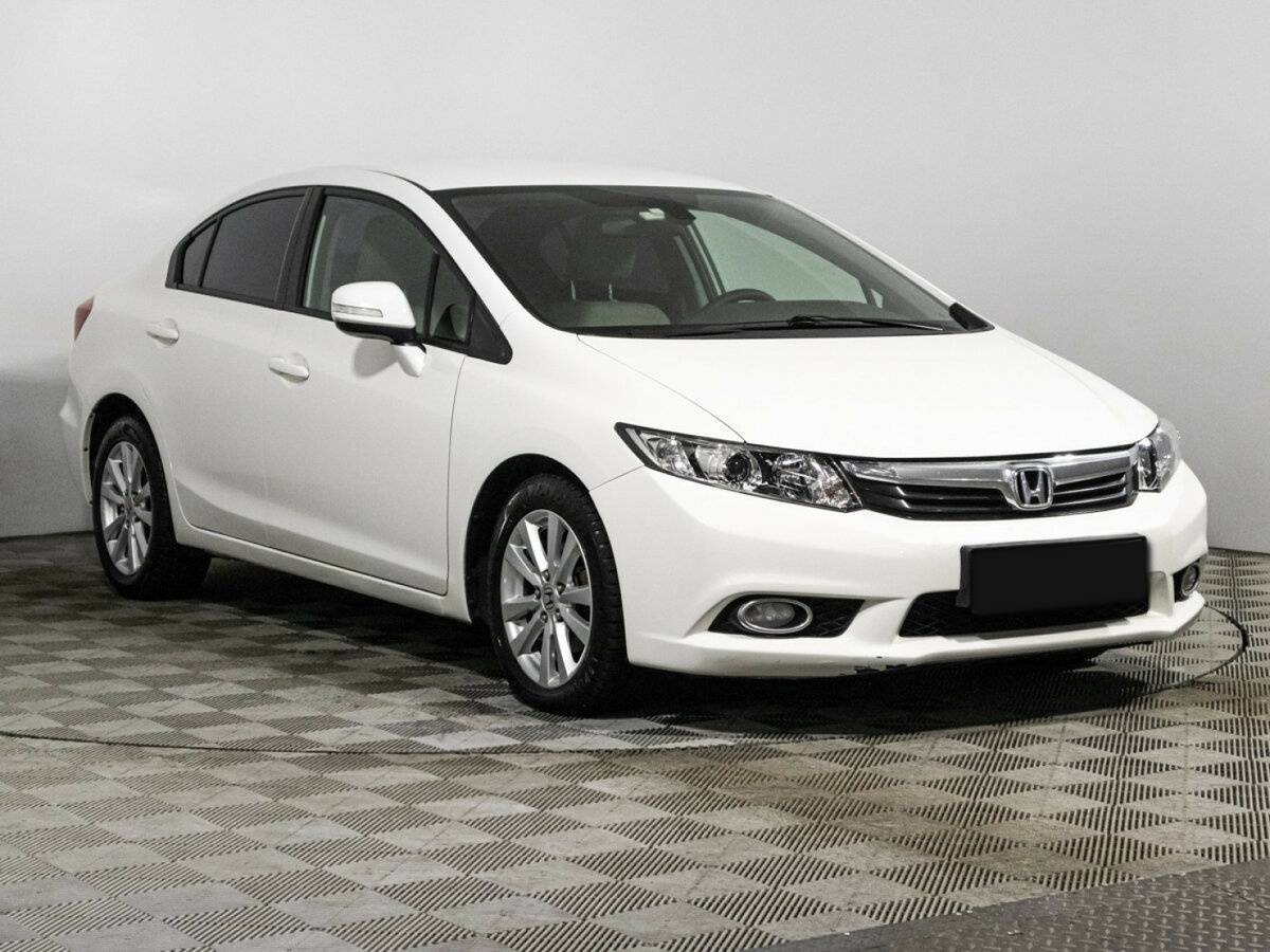 Honda Civic б/у, 2012, Автоматическая. Фото: #2