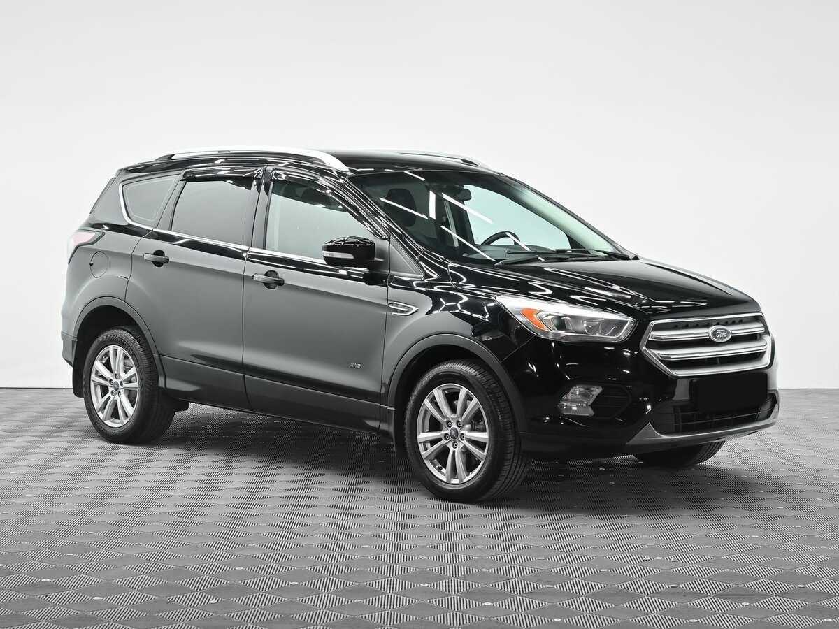 Ford Kuga б/у, 2017, Автоматическая. Фото: #1