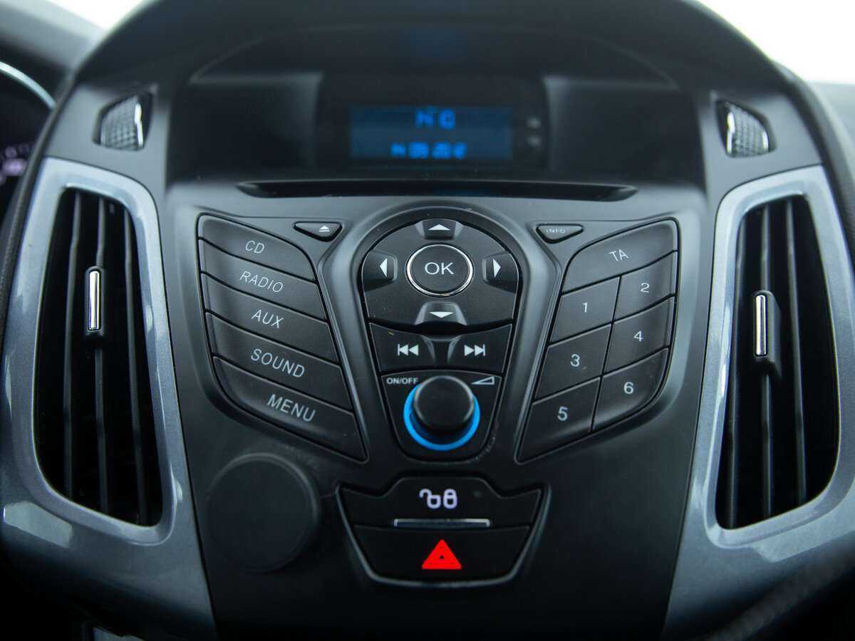 Ford Focus б/у, 2012, Механическая. Фото: #9