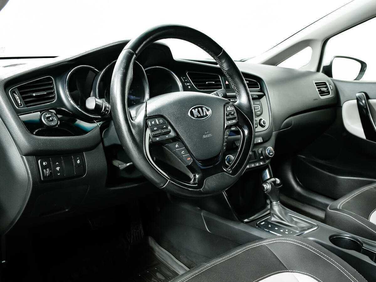 Kia Ceed б/у, 2012, Автоматическая. Фото: #12