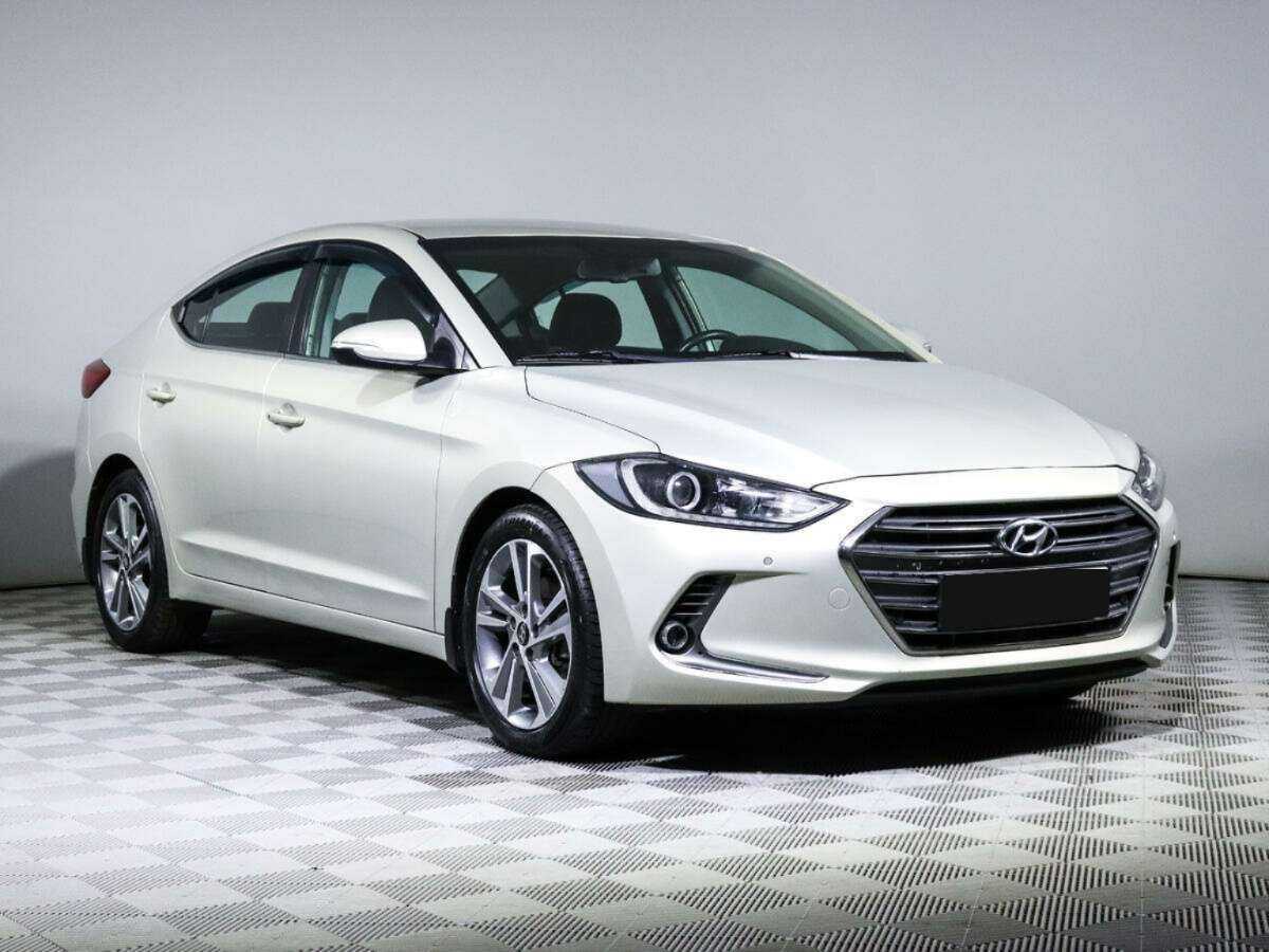 Hyundai Elantra б/у, 2018, Автоматическая. Фото: #2