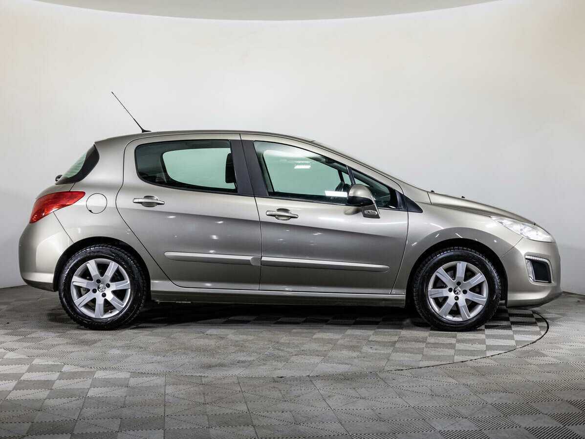 Peugeot 308 б/у, 2013, Автоматическая. Фото: #3