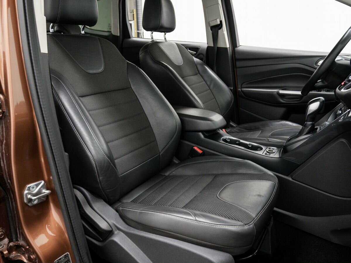 Ford Kuga б/у, 2015, Автоматическая. Фото: #8