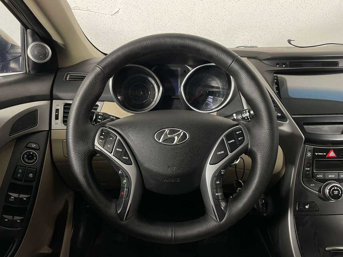Hyundai Elantra б/у, 2014, Автоматическая. Фото: #7