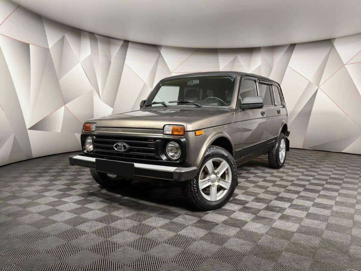 Lada (ВАЗ) 2131 (4x4) б/у, 2019, Механическая. Фото: #0