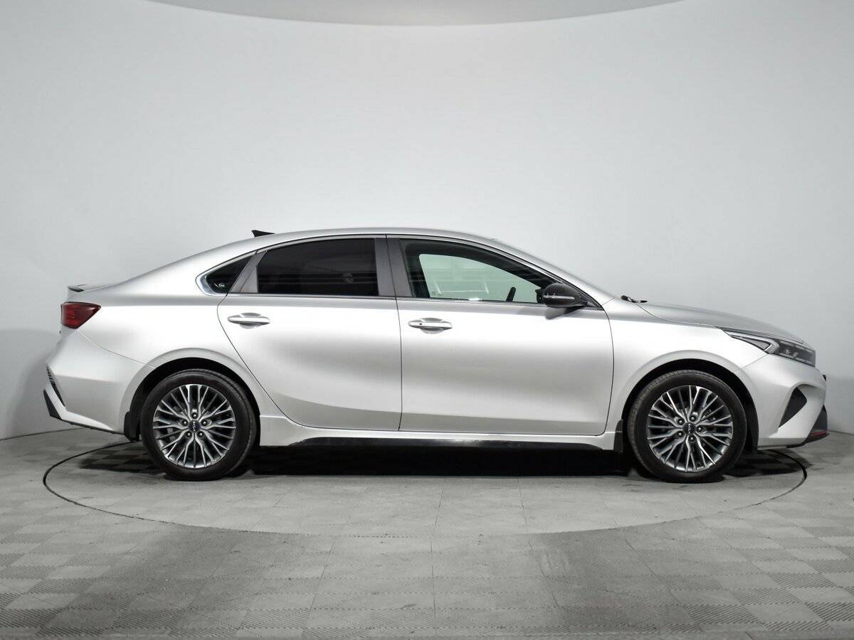 Kia Cerato б/у, 2022, Автоматическая. Фото: #3