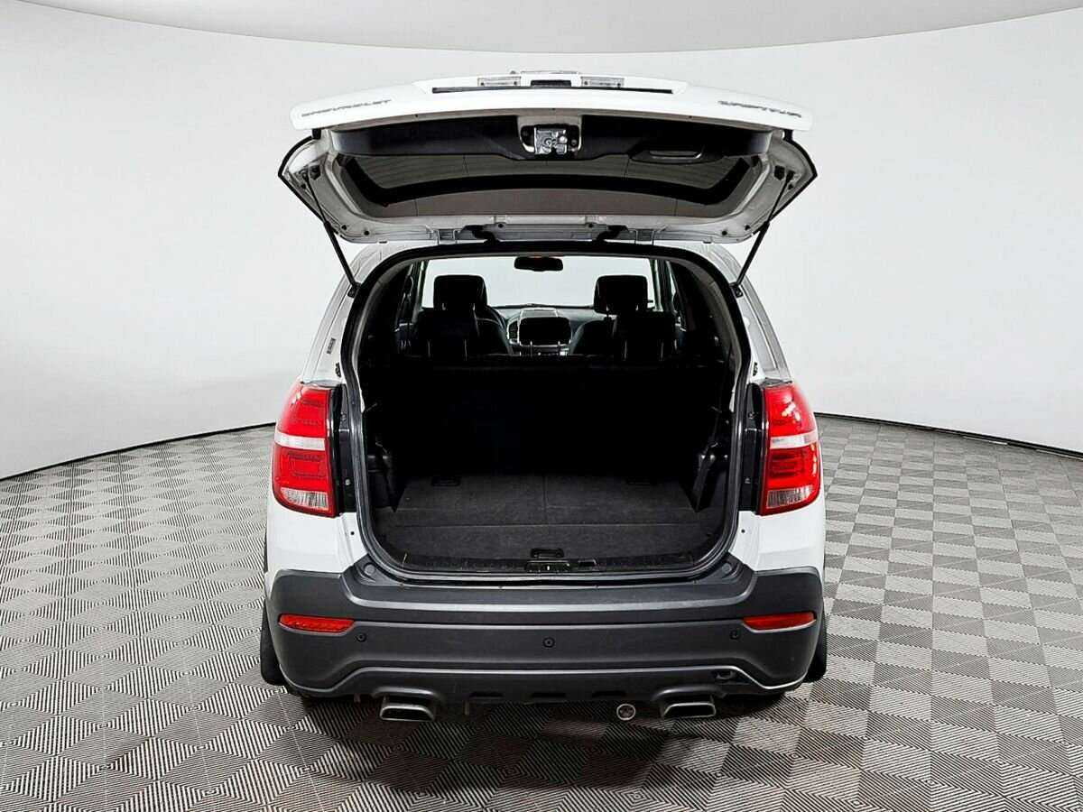 Chevrolet Captiva б/у, 2014, Автоматическая. Фото: #9