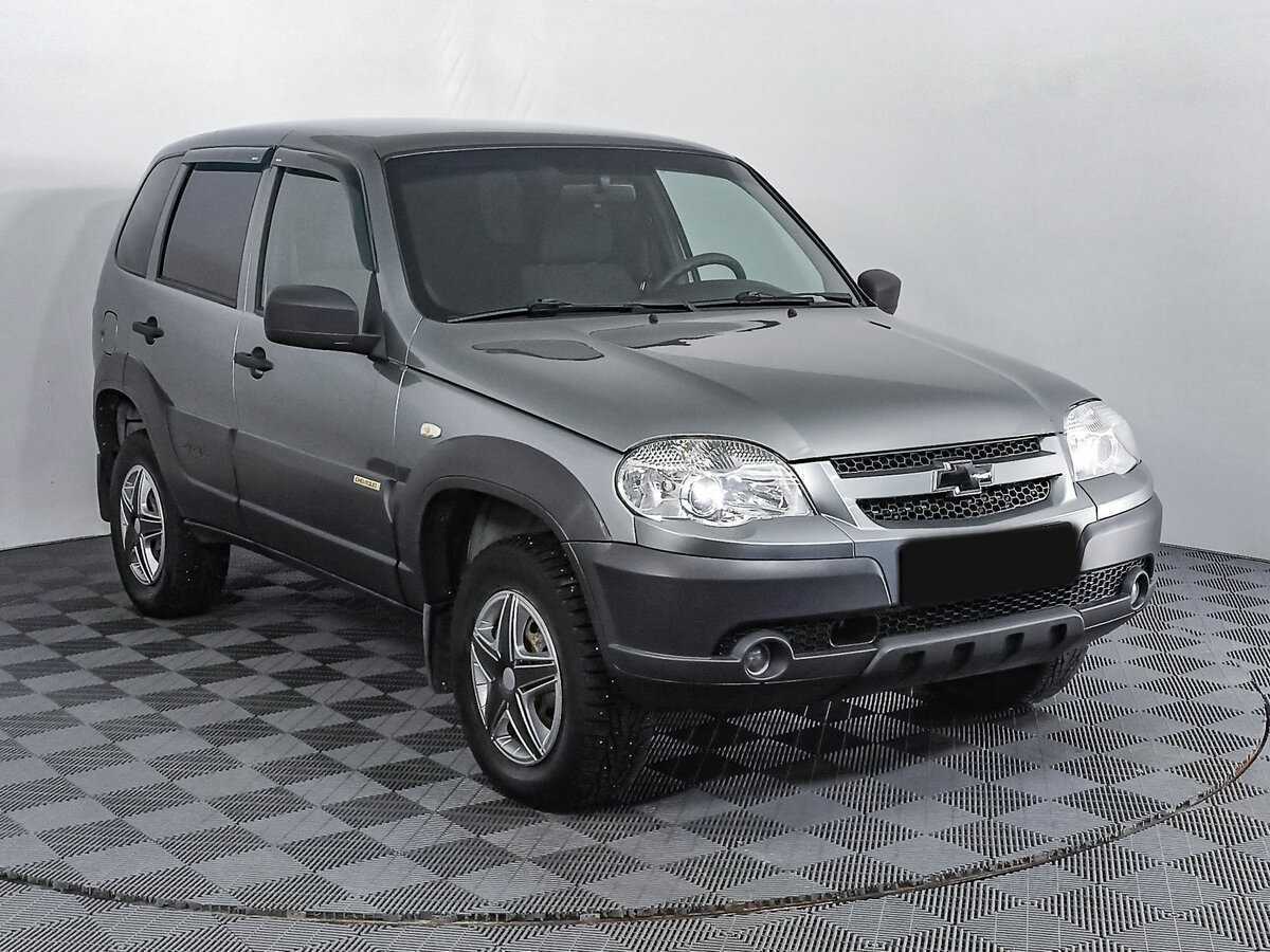 Chevrolet Niva б/у, 2017, Механическая. Фото: #2